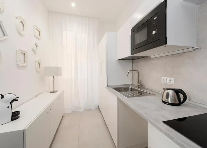 White Flat Santa Croce Apartment Rom